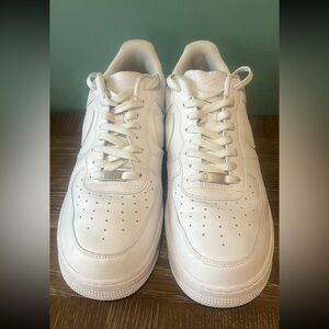 Men's Nike Air Force 1 White Sneakers